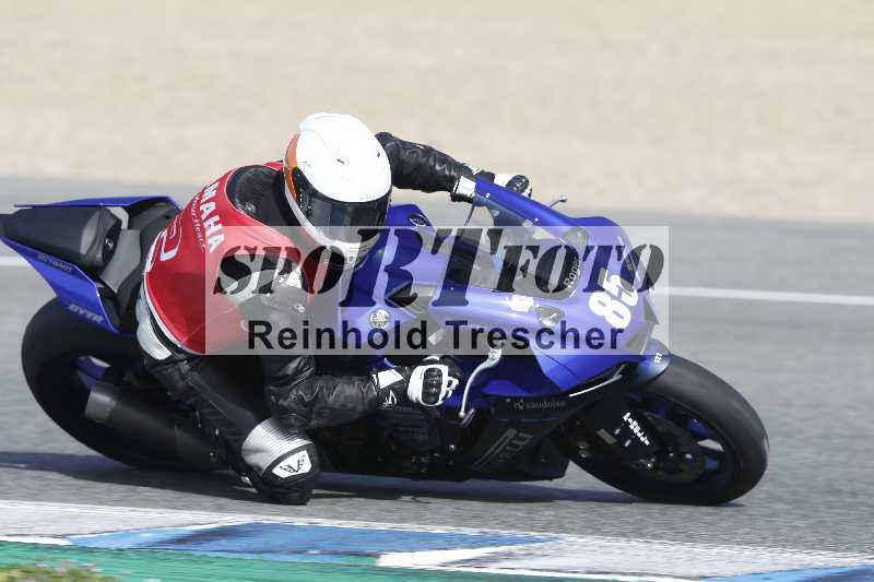/01 26.-28.01.2024 Moto Center Thun Jerez/Gruppe blau-blue/85
